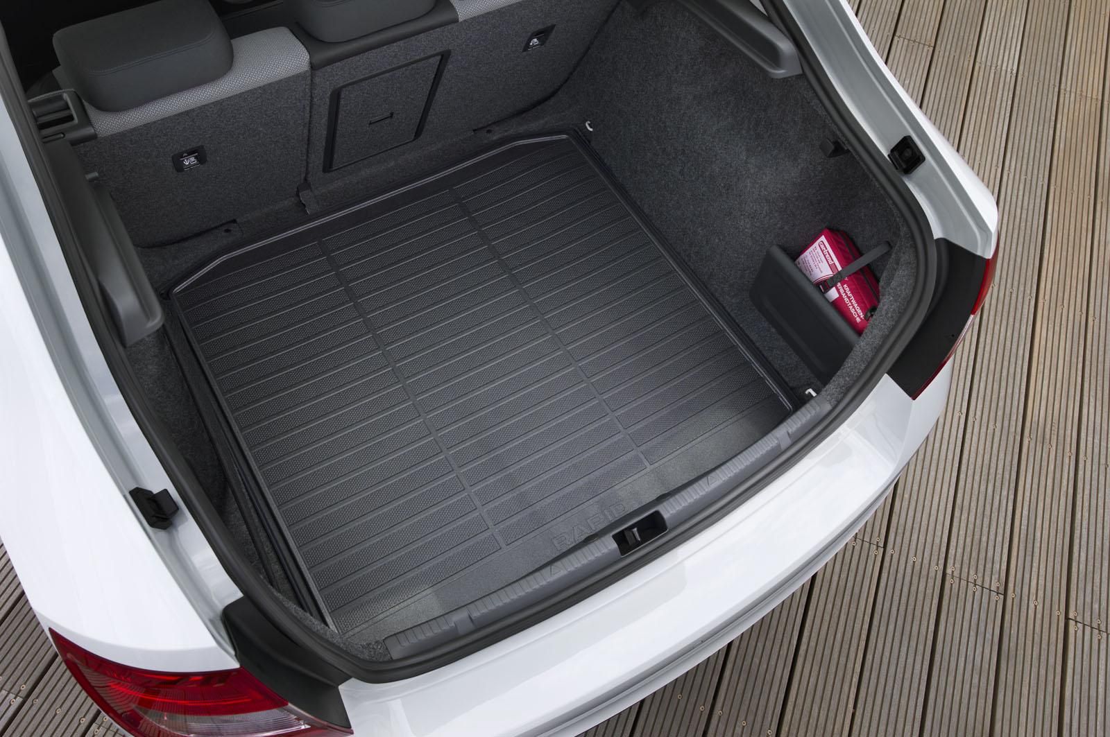 SKODA RAPD GALER