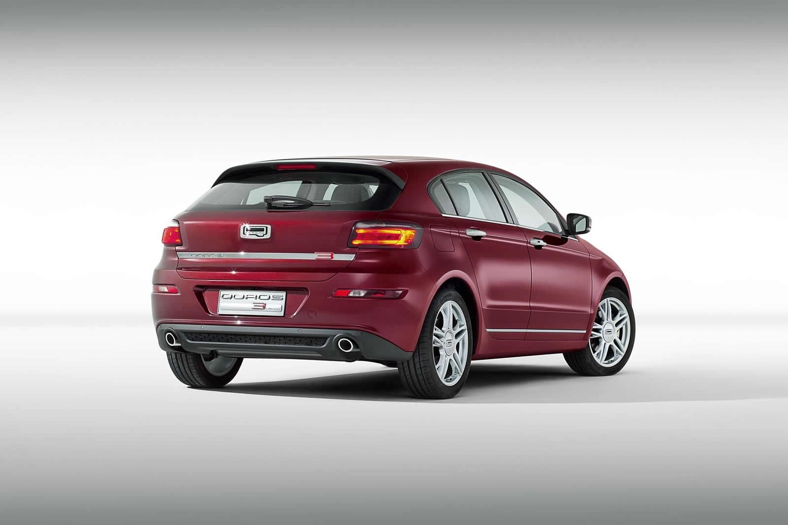 YEN QOROS 3 HATCHBACK DETAYLI RESM GALERS