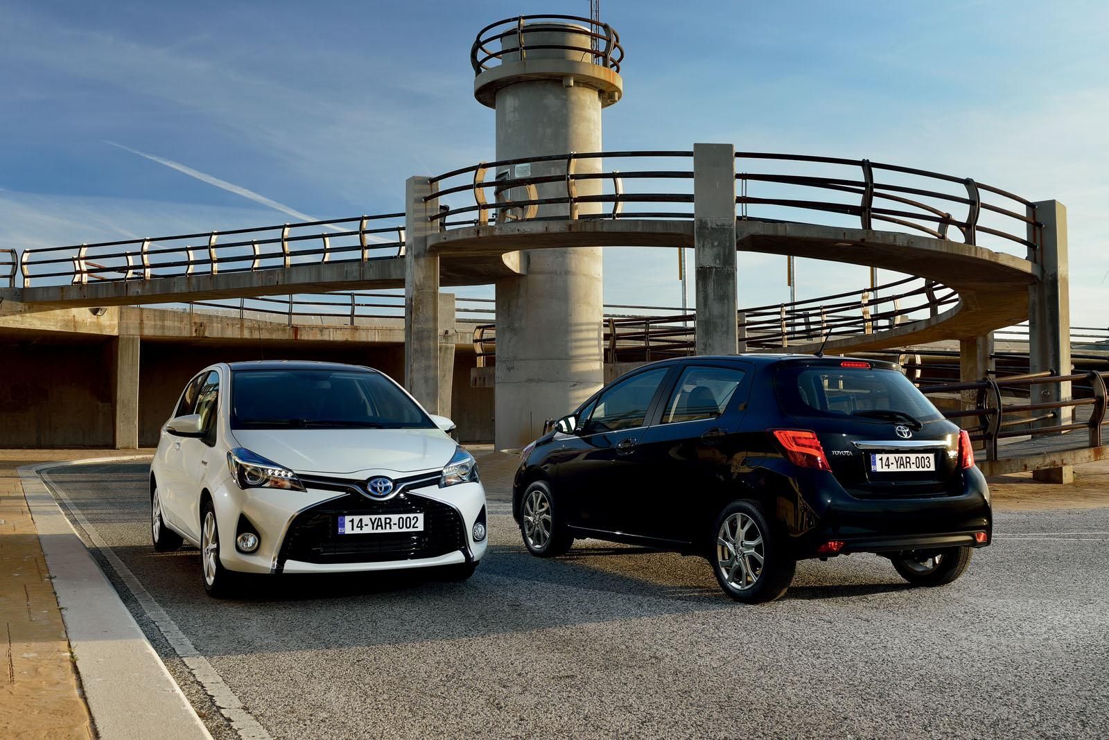 YEN 2015 MAKYAJLI TOYOTA YARS DETAYLI RESM GALERS