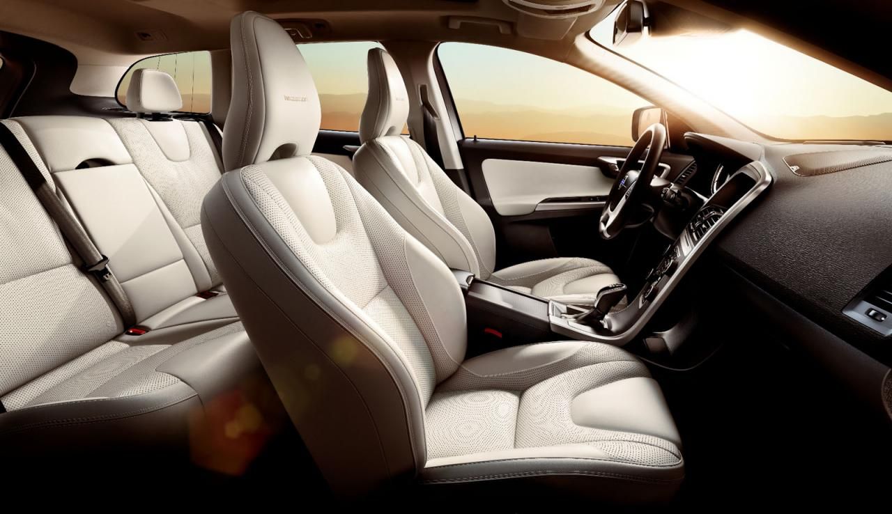 VOLVO XC60 (2009) GALER