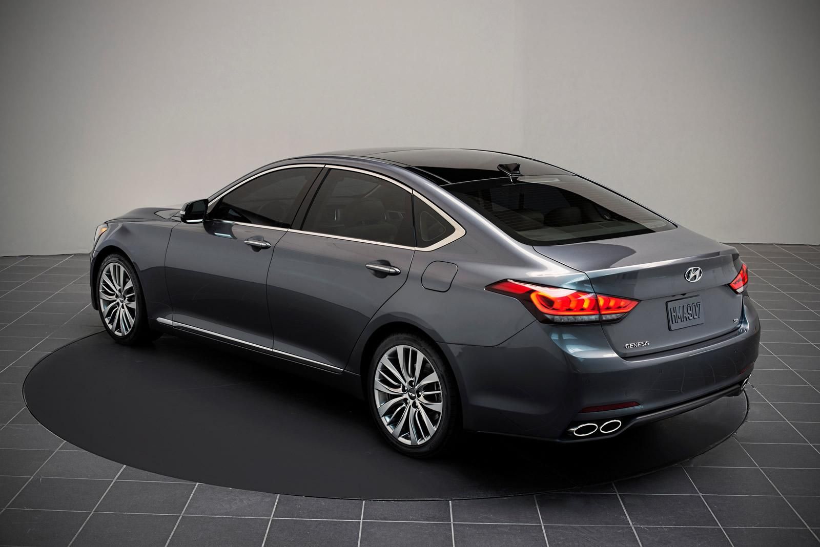 YEN 2015 HYUNDA GENESS AYRINTILI RESM GALERS